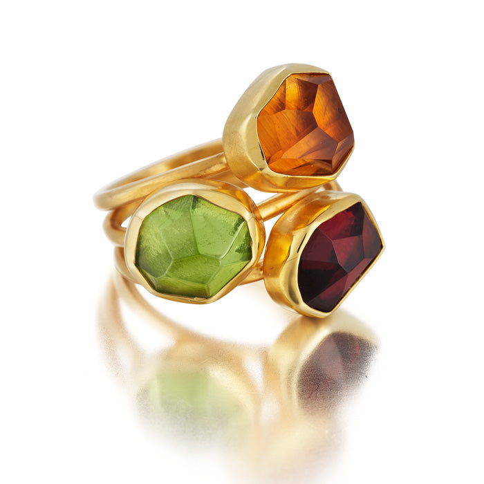 18Kt Gold Ring with hand-cut Citrine, Peridot and Rhodolite Garnet
