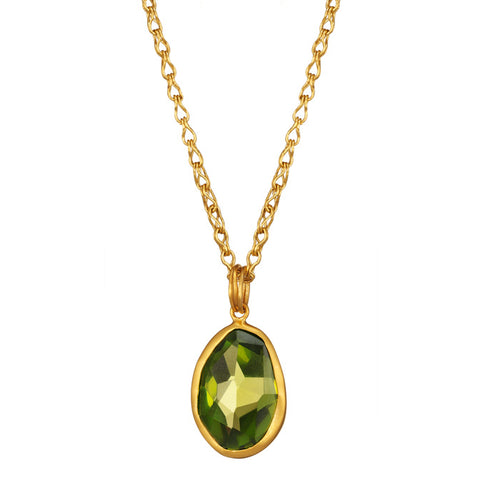 18K Gold  Pendant with hand cut Peridot